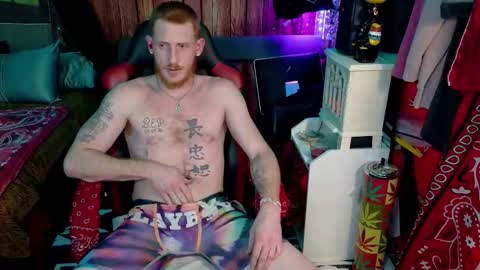 Snapshot of _redxxx chatting on October 18, 5:50 pm REDxxx online show from October 18, 5:50 pm