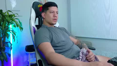 Roberto online show from February 4, 12:31 pm