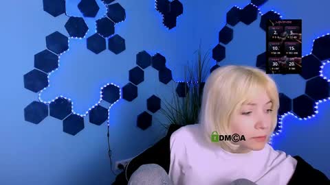 sabrina  online show from April 29, 8:52 am
