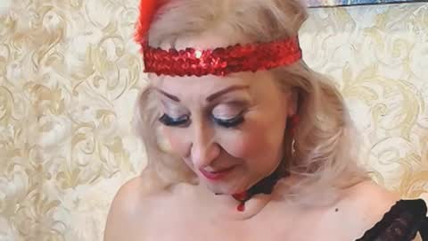 Sara online show from November 15, 9:22 am