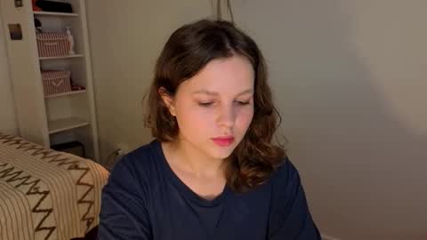 Alice online show from September 22, 2:15 am