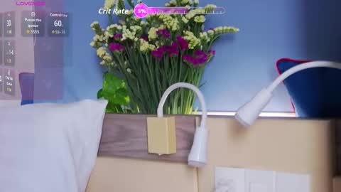 _skitlstrynka_ online show from November 13, 8:17 am