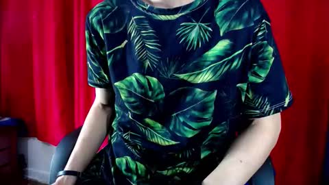 _skyleer_ online show from February 5, 12:25 am