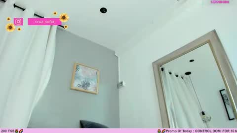 Snapshot of _sofia_cruz chatting on February 21, 10:37 pm 640 200 online show from February 21, 10:37 pm