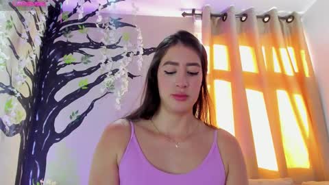 Snapshot of _sofia_cruz chatting on September 16, 8:45 pm 640 200 online show from September 16, 8:45 pm