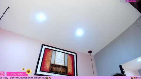 Snapshot of _sofia_cruz chatting on February 25, 1:52 am 640 200 online show from February 25, 1:52 am