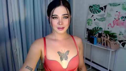 Snapshot of _sophie_69 chatting on September 10, 9:32 am _sophie_69 online show from September 10, 9:32 am