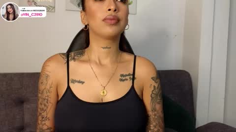 Snapshot of _sophiebrown__ chatting on October 29, 1:40 am Andrea  The Next Stream  Wednesday online show from October 29, 1:40 am