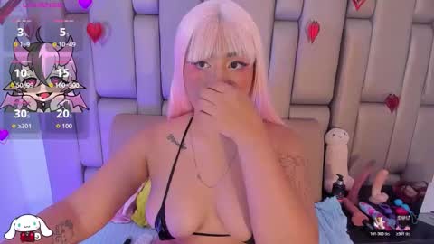 V E N U S online show from February 18, 12:05 pm