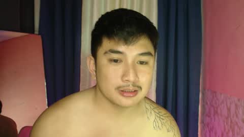 _superhotlatino_ online show from May 9, 5:30 pm