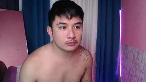 _superhotlatino_ online show from May 8, 6:30 am