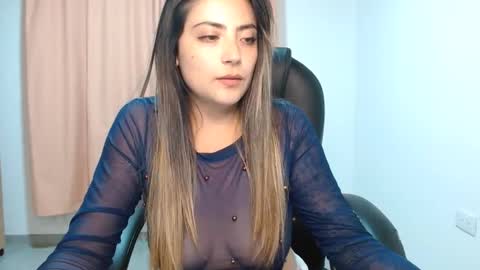 Snapshot of _sweet_rachel chatting on December 7, 1:30 am Rachel online show from December 7, 1:30 am