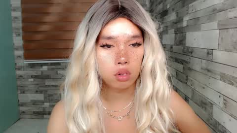 Iam Alex online show from February 7, 9:15 pm