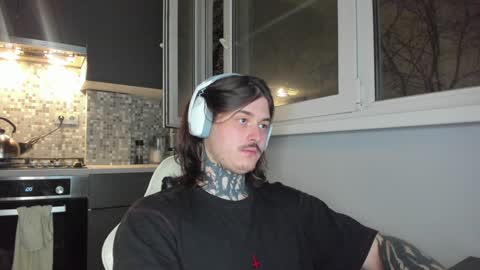 _torfin_ online show from January 15, 4:21 pm