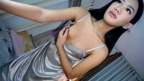 Snapshot of _ursweetapple_ chatting on February 7, 9:15 pm MS. apple online show from February 7, 9:15 pm