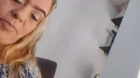 Valerie online show from November 2, 2:28 pm