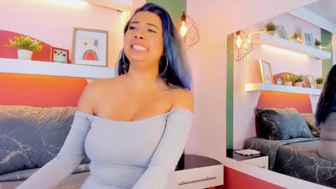 _valeryboobs_ online show from October 22, 3:03 pm