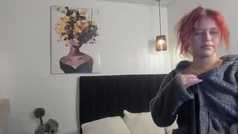 Snapshot of _vanie chatting on October 13, 4:14 am _vanie online show from October 13, 4:14 am