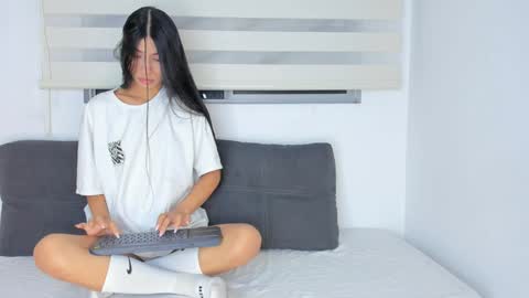 Snapshot of _violetadulce chatting on January 11, 10:51 am Violeta online show from January 11, 10:51 am