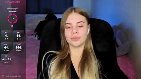 Snapshot of _wednesday_addams_ chatting on September 12, 11:12 am Vera online show from September 12, 11:12 am