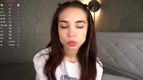 Anna online show from March 10, 4:38 am