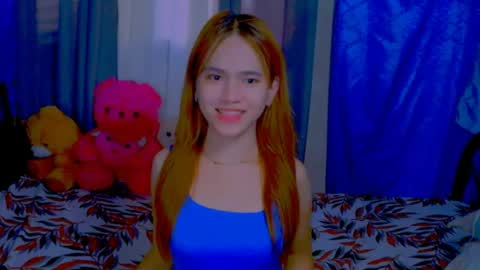 _xxlilly online show from May 23, 10:11 am