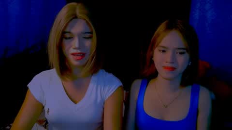 _xxlilly online show from May 10, 10:43 am