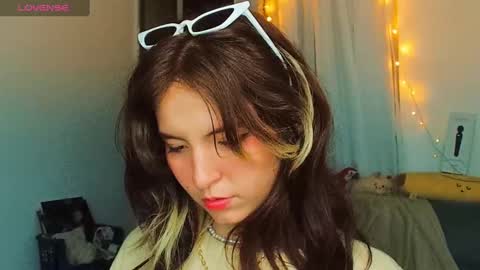 _yourcherrybomb online show from February 24, 6:49 am