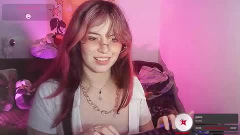 _yourcherrybomb online show from February 3, 6:40 am