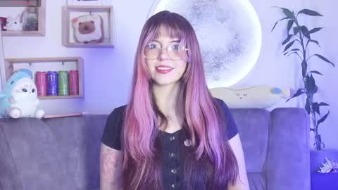 _yourcherrybomb online show from June 9, 5:40 am