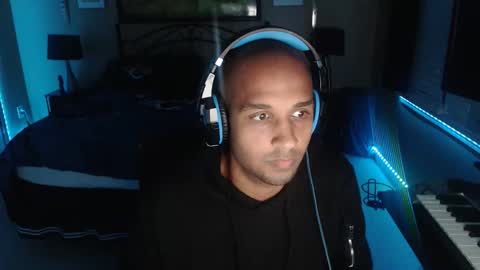 a4orce online show from November 18, 1:52 am