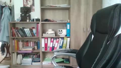 Long distance cumshot online show from April 15, 8:39 am