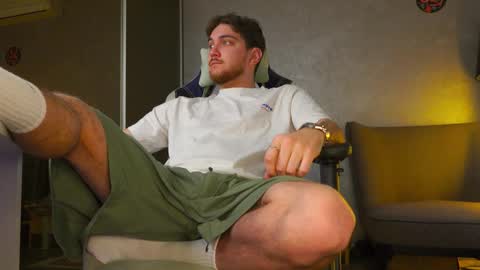 Alex online show from October 25, 7:40 am