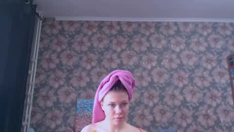 Alice online show from April 22, 12:23 pm