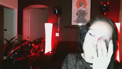 Snapshot of aamon_evil chatting on September 19, 4:16 am aamon_evil online show from September 19, 4:16 am