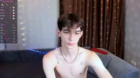 Aaron Bang online show from August 1, 6:31 pm