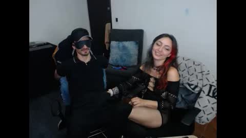 aaron_malikk online show from April 1, 3:20 pm