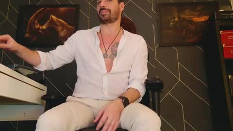 Aaron online show from February 17, 1:58 am