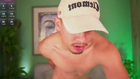 AARON  online show from March 1, 9:18 am