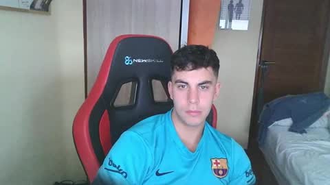 aaronlavine online show from June 1, 5:03 pm