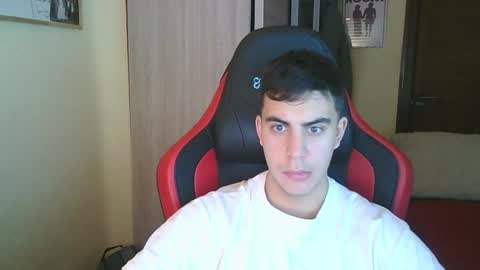 aaronlavine online show from February 11, 4:46 pm