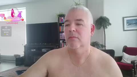 Snapshot of aarosteev chatting on October 16, 2:28 pm Jason online show from October 16, 2:28 pm