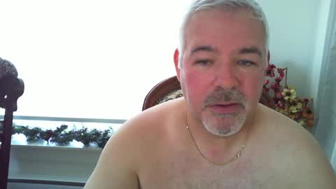 Snapshot of aarosteev chatting on December 3, 5:28 pm Jason online show from December 3, 5:28 pm