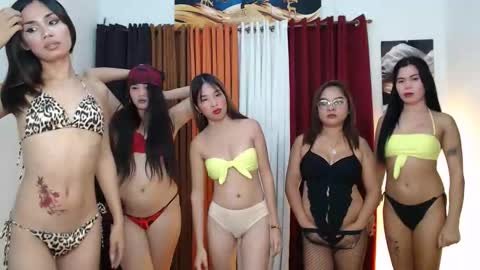 jha kris rhea  nicole medusa online show from January 11, 4:51 am