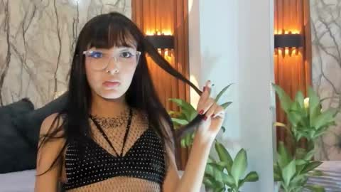abbybennett1 online show from October 24, 11:44 am