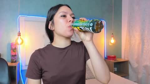 Abby Dixon  online show from February 4, 11:47 am