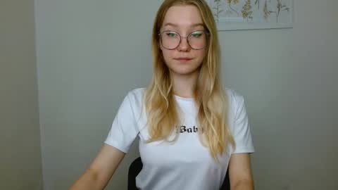 Abby Lovense is active online show from September 26, 10:34 am