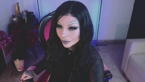 Abby online show from April 4, 1:01 am