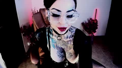 Snapshot of abbypink69 chatting on September 10, 2:34 am Abby online show from September 10, 2:34 am