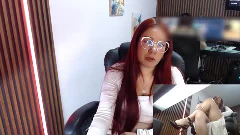 Snapshot of abbystones chatting on February 25, 2:37 pm Abby Stones online show from February 25, 2:37 pm